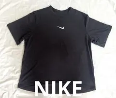 【値下げ‼️】Nike Lサイズ Tシャツ 黒　ドライフィット　春夏