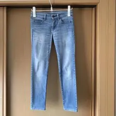 ⑦ユニクロUNIQLO ウルトラストレッチスキニーデニム　ジーンズ　サイズ24