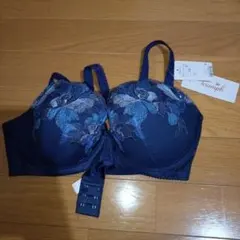 Item thumbnail for item 32cf3da6-0f4b-472f-92d0-d5b6cd035a16