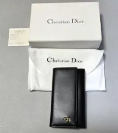 【新品未使用】クリスチャンディオール キーケース ブラック CDロゴ 箱付きのサムネイル