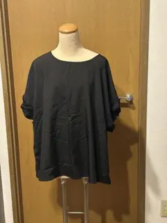 SHEIN CURVE ブラックシャツ 3XLのサムネイル