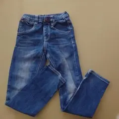 デニム ジーパン　長ズボン　パンツ 130cm