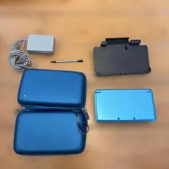 Nintendo 3DS 本体 青 ケース、充電ケーブル、タッチペン付き