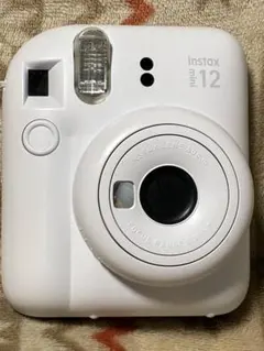 instax mini 12 ホワイト 本体のみ（単三電池4本付き）