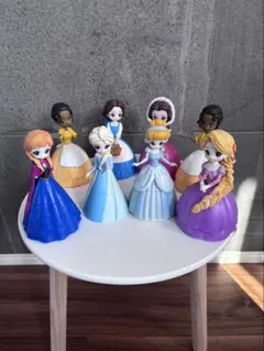 ディズニープリンセス フィギュア 8体セット　カプセルトイ　カプトイ