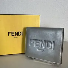 FENDI フェンディ　二つ折り財布　レザー　シルバー　8M0468 札入れのサムネイル