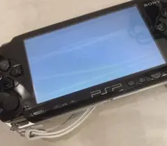 PSP本体 + ACアダプター + メモリカード