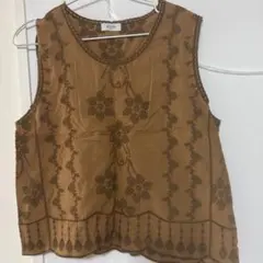 EDITION TOKYO 刺繍 ノースリーブ トップスのサムネイル