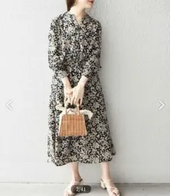 早い者勝ち【美品】SHIPS フラワープリントロングスリーブVネックワンピース