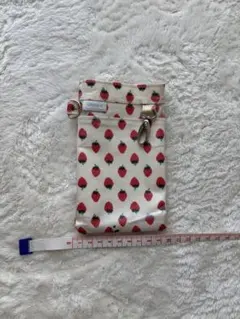 いちご バッグ