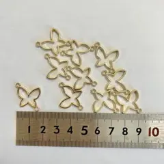レジン枠　チャーム　蝶々　ゴールド　10個