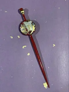 御所車文様 赤漆調 簪（かんざし）金彩 和装小物KA008