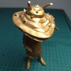 ウルトラQカネゴンコイン怪獣当時のもの 本日の二枚はこれ。ウルトラQより、コイン怪獣カネゴンの登場