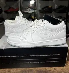 希少！26cm【新品未使用・タグ付き】NIKEエアジョーダン1レトロ