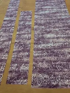 ★和布★古布　正絹　羽織（紫　ローケツ調　葉）ハギレ【q1217050032】