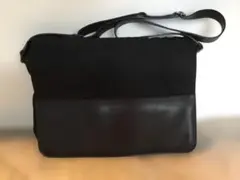 GIORGIO ARMANI　メンズ　ショルダーバックのサムネイル