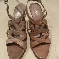 Cole Haan ストラップサンダル ゴールド金具 ベージュ　ナイキエアー　9のサムネイル