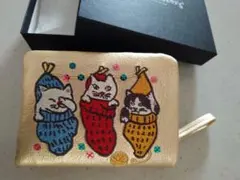 Manhattaner's　ティンクルパース 二つ折り財布　吊り下がりソックス猫のサムネイル