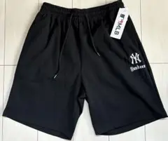 新品　 Lサイズ　MLB ヤンキース　ハーフパンツ　ロゴ　黒のサムネイル