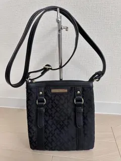 Tommy Hilfiger クロスボディ ショルダーバッグ ブラック×ブラック