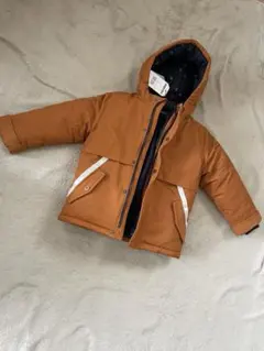 Item thumbnail for item 6b0d0f6b-7023-43aa-90a3-502a4d16ed0a