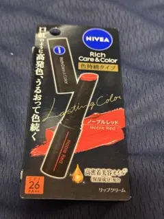 ニベアリッチケア&カラーリップ　色持続タイプ　ノーブルレッドのサムネイル