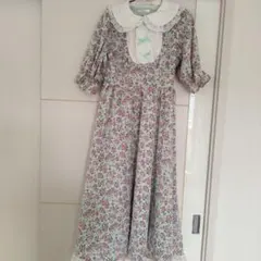 花柄レース襟付きロングワンピース