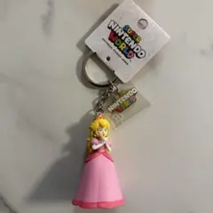 SUPER NINTENDO WORLD ピーチ姫 キーホルダー