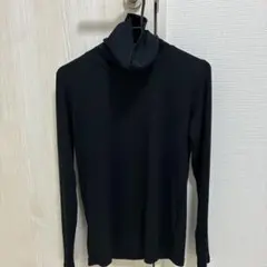 ブラックタートルネックセーター Mサイズ