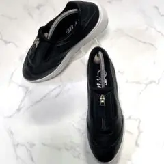 Item thumbnail for item 4950eb01-2ce0-4458-8b46-a71692bf7342