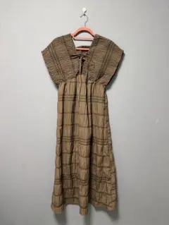 プリーツ加工 ノースリーブ ワンピース ブラウン Lサイズ