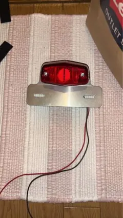 汎用テールランプ　ナンバープレートステー付き　LEDのサムネイル