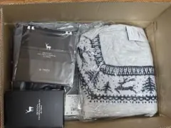 新品、未開封。ハグオーワー 雅姫さん ドッグ柄 シルクスカーフ
