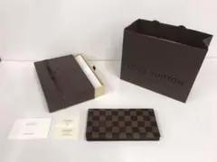 LOUIS  VUITTON