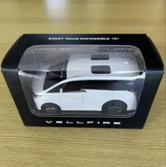 トヨタ　ヴェルファイア　プルバックカーのサムネイル