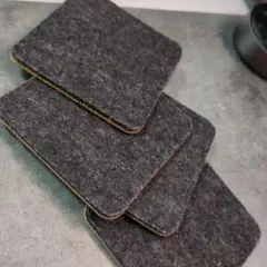 Oakywood フェルト製コースター 4枚セット ダークグレー