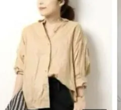 Spick and Span ベージュ リネンビッグシャツのサムネイル