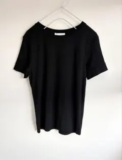 ブラック クルーネック 半袖Tシャツ　ZARA