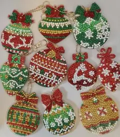ダイヤモンドアート　完成品　　　　　　 クリスマスキーホルダー10個