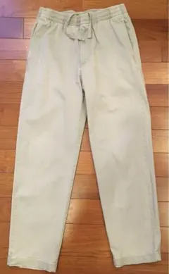 ユニクロUNIQLO コットンリラックスアンクルパンツ Mサイズ