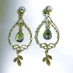 新品　未使用　匿名配送　エレガント ゴールド ティアドロップ ピアス　フォーマル