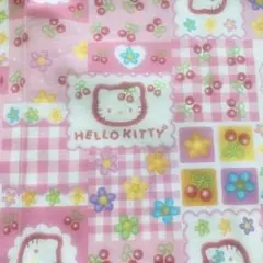 希少1998年サンリオキティさくらんぼ花柄生地110×106オカダヤタグ付当時物