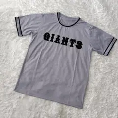 読売ジャイアンツ　GIANTS　ロゴTシャツ　グレー