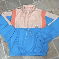 adidas アノラックパーカー