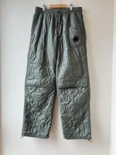 状態良好✨CP company キルティング ナイロンカーゴパンツ オリーブのサムネイル