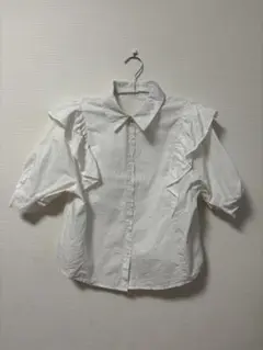 【GRL】グレイル　フリル付き　ホワイト　トップス　ブラウス　半袖シャツ　M