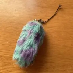 ディズニーモンスターズ インク　サリー　ストラップ