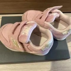 New Balance 996 ピンク スニーカー