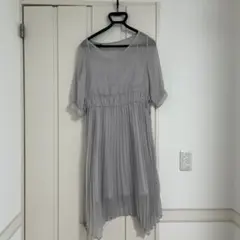 グレー プリーツ パーティードレス