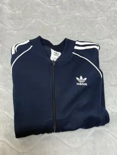 adidasオリジナル　トラックジャケット　紺色